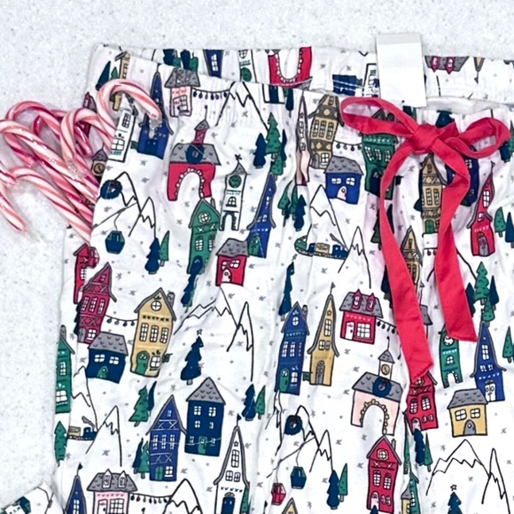 NWT Snow Skiing Village Flannel Pajama Set ❄️ Lounge Pants w/ Pockets & LS Shirt - Picture 13 of 16